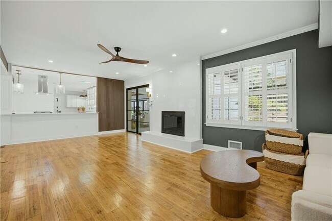 Building Photo - 2220 Spring Mill Cove
