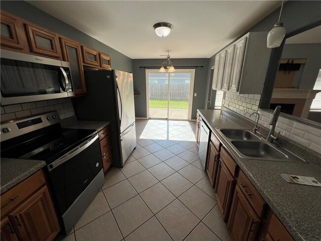 Building Photo - 1705 N Valor