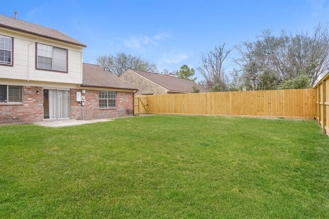 Building Photo - 9618 Poynes Dr