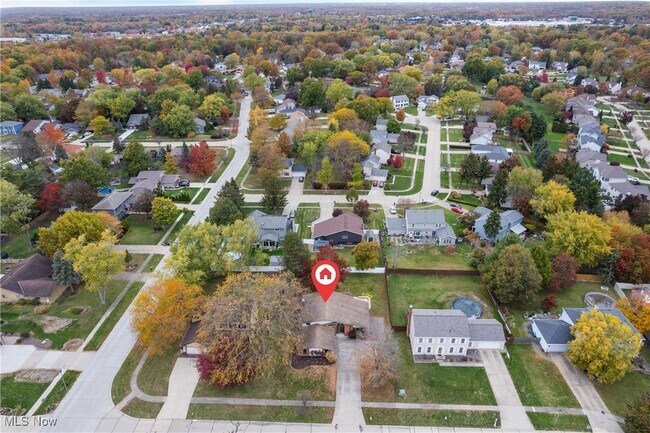 Building Photo - 16982 Bob White Cir