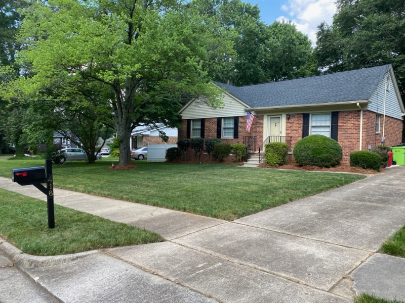 Building Photo - 416 E Rowan St