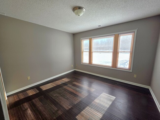 Building Photo - 1300 146th Ave