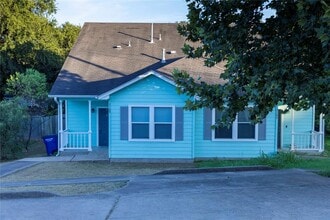 Building Photo - 3109 Jack Cook Dr