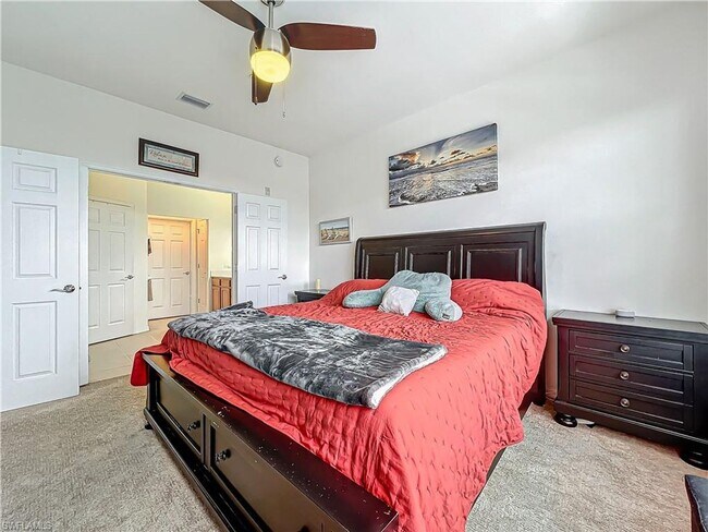 Building Photo - 3 bedroom 2 bathroom Condo in Majestic Pointe