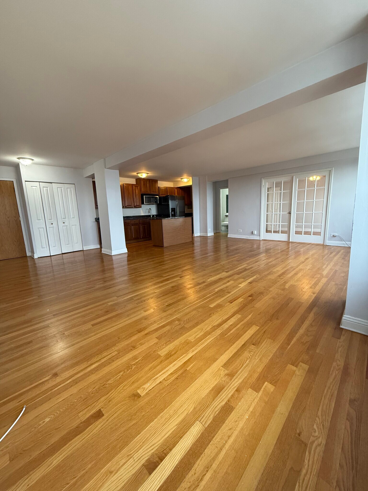 Building Photo - 4230 N Marine Dr
