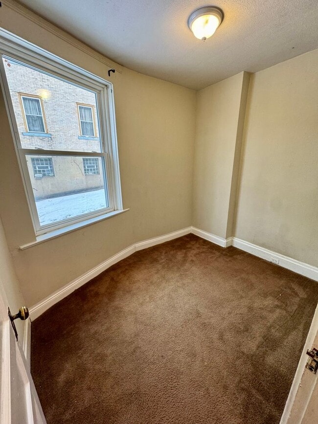 Building Photo - 5514 Broad St