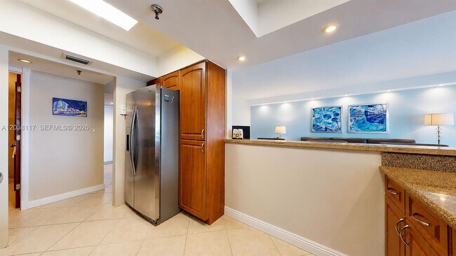 Building Photo - 2401 Collins Ave