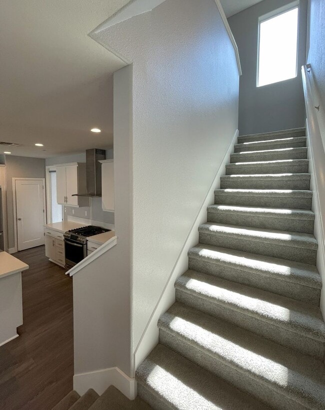 Building Photo - Embrace the Charm, Enjoy the Space, Love t...