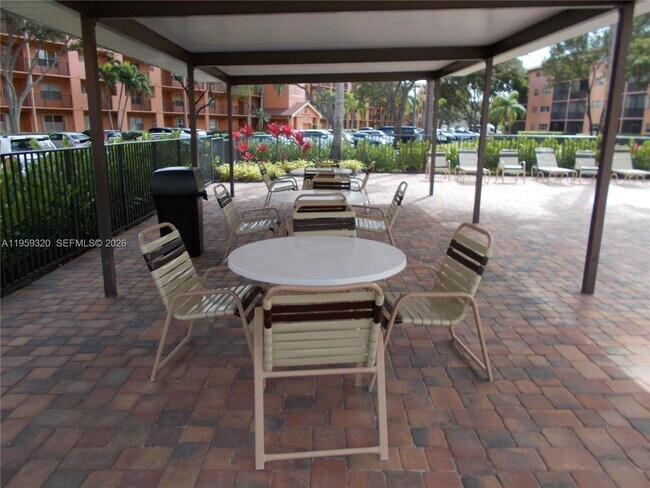 Building Photo - 701 SW 141st Ave