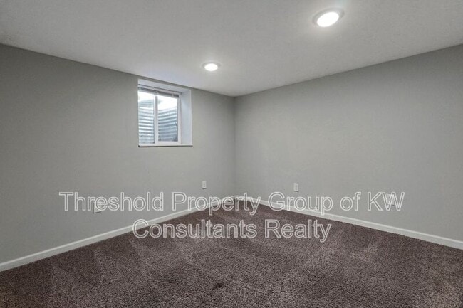 Building Photo - 60 E Patterson Ave