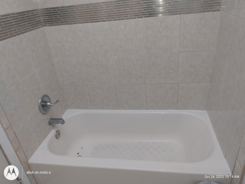 Building Photo - 7xxx Brockton Rd