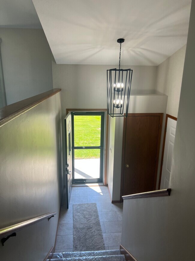 Foyer / entry - 2660 Sandra Rose Ln