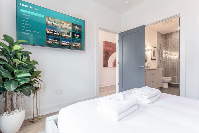 Building Photo - 87 Lucile St