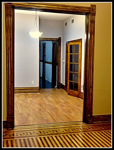 Building Photo - 1527 W Cullerton St