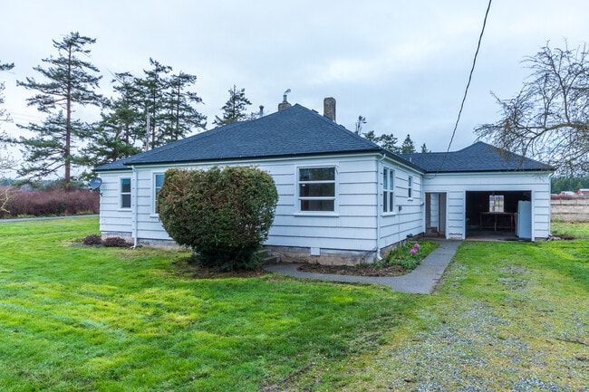 Building Photo - 3 Bedroom Rambler in Coupeville