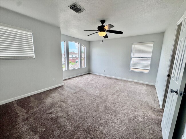 Building Photo - 11710 Fossil Rock Ln