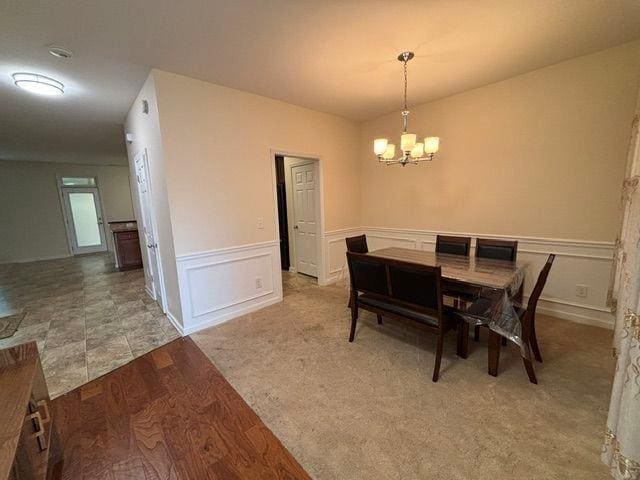 Building Photo - 2570 Trelipe Dr