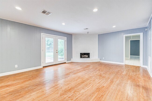 Building Photo - 10062 Haddington Dr