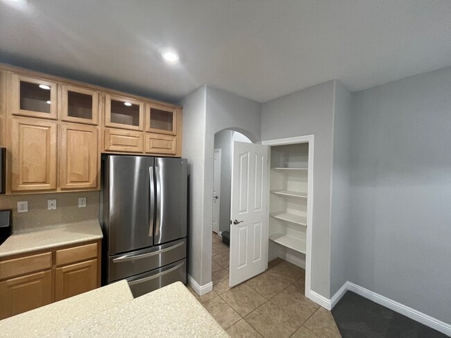 Building Photo - Beautiful 3 bedroom home