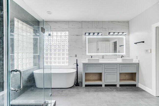 Building Photo - 11618 Snowmass Dr