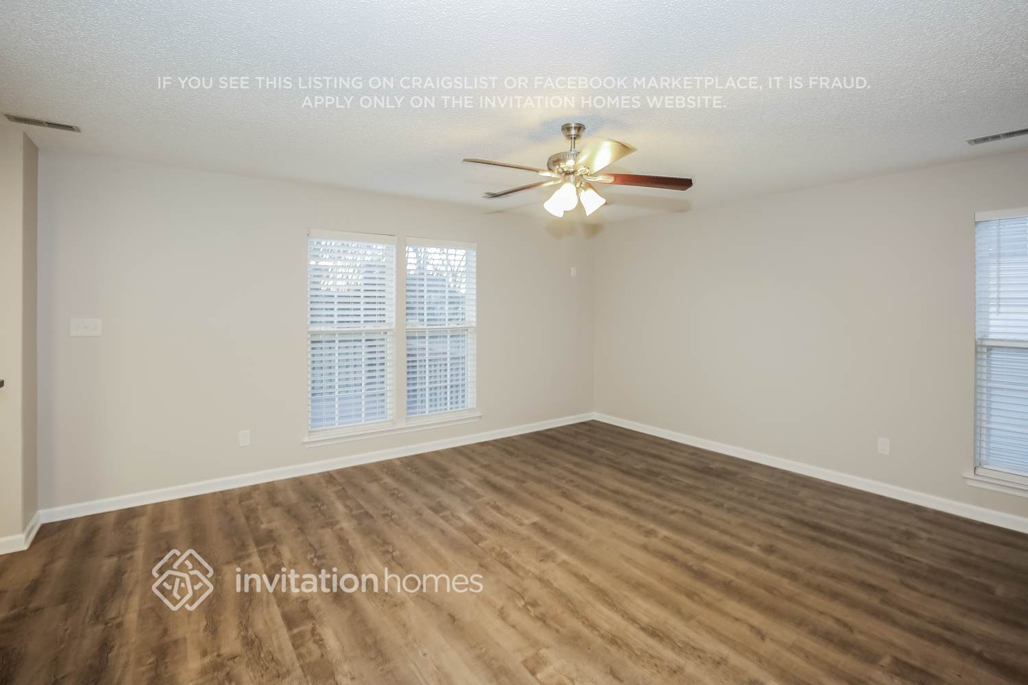 Building Photo - 9626 Green Apple Dr