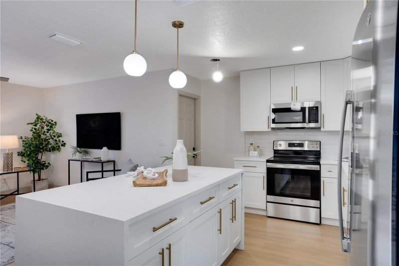 Building Photo - 2050 67th Ave N