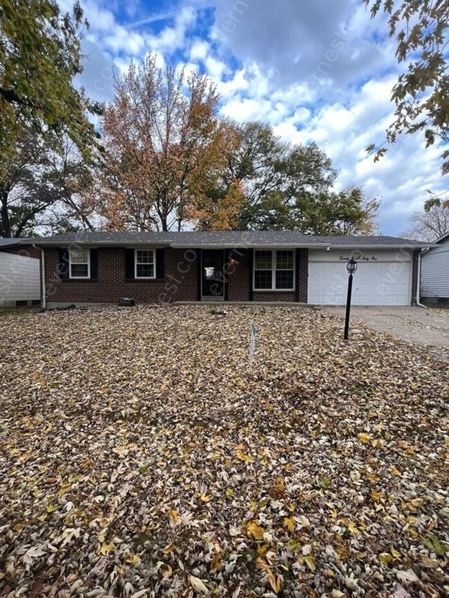Primary Photo - 2931 Oriental Dr