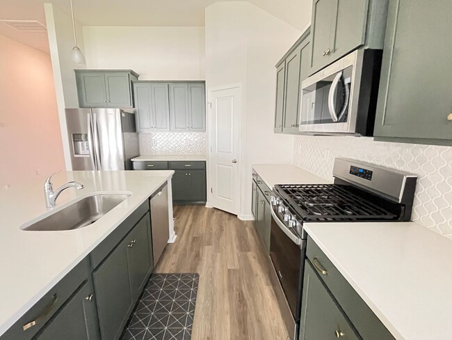 Building Photo - 1016 Chester Gln Ct