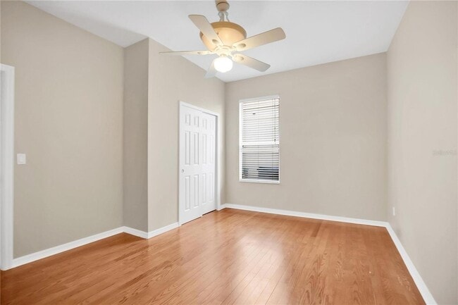 Building Photo - 2615 Lakemoor Dr