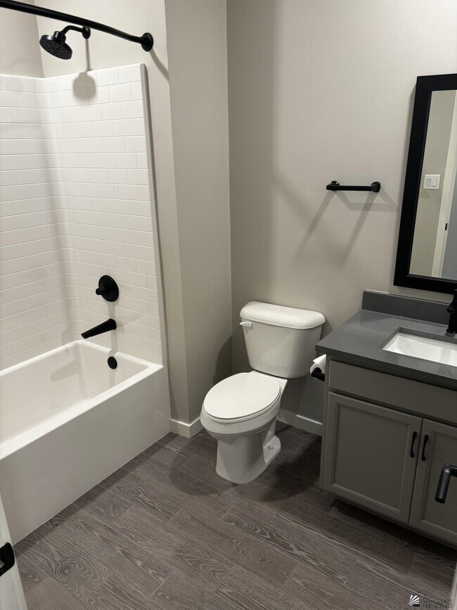 Building Photo - 7615 E 36th Pl