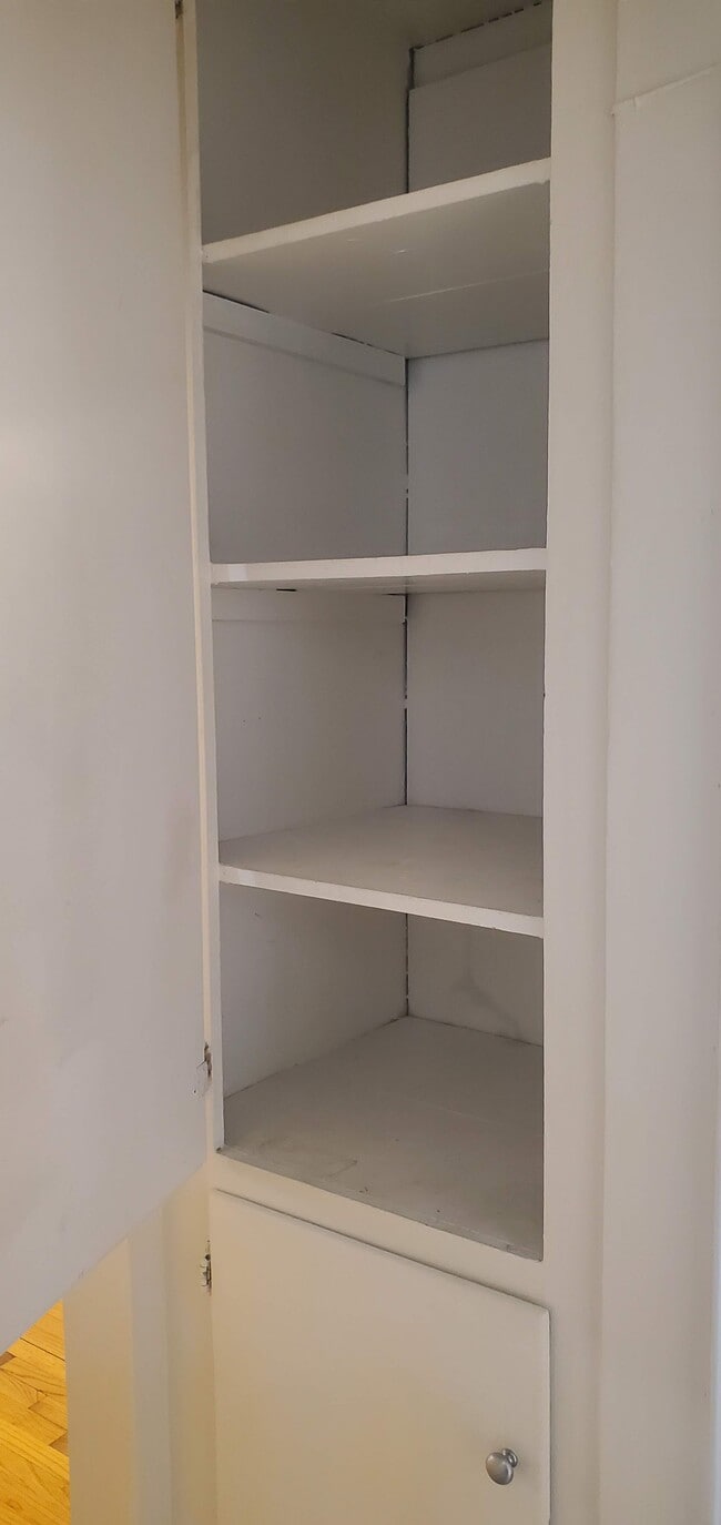 Linen Closet - 19638 Pompeii Ave