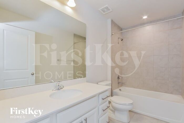 Building Photo - 3598 Lazy River Ter