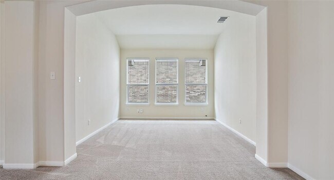 Building Photo - 11716 Dunblane Way