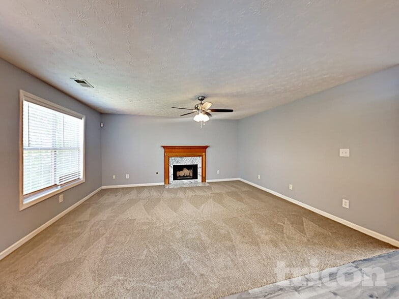 Building Photo - 268 Lakeview Pl