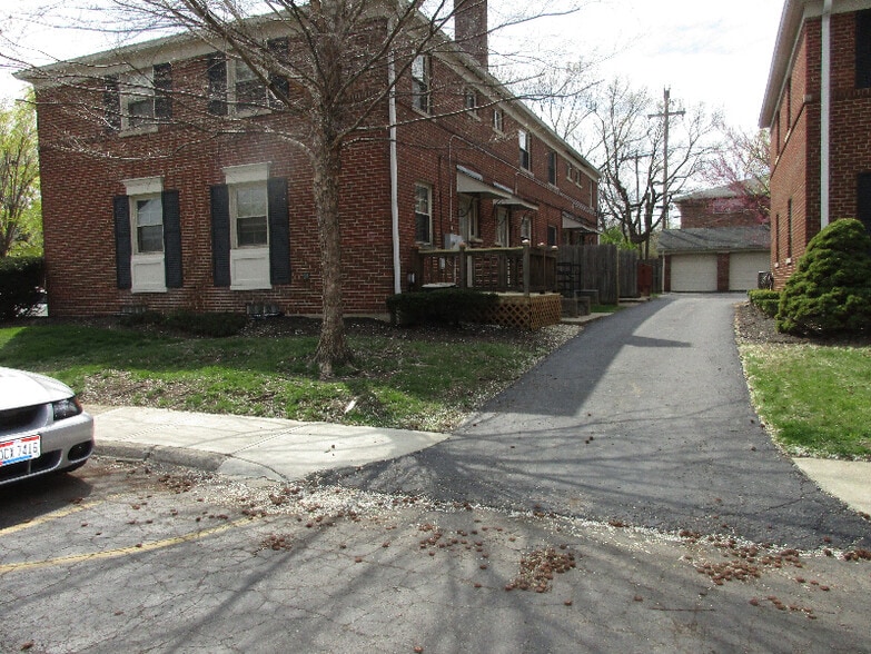 Building Photo - 1795 Northwest Ct