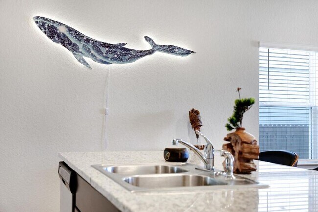 Building Photo - Move in Ready and FULLY FURNISHED 3 BD/2 BA located Far West San Antonio!