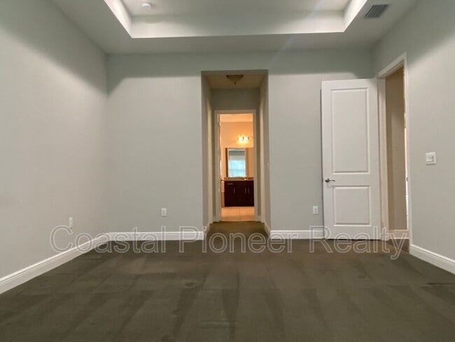 Building Photo - 31134 Spruceberry Ct