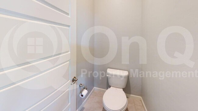 Building Photo - 2736 Calle Palta