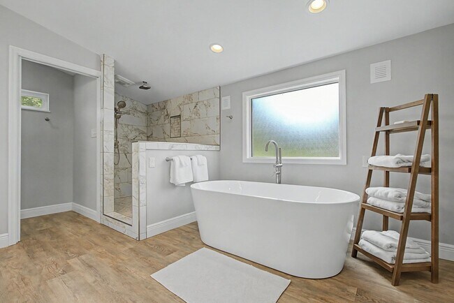 Building Photo - 3308 Gallant Fox Trail