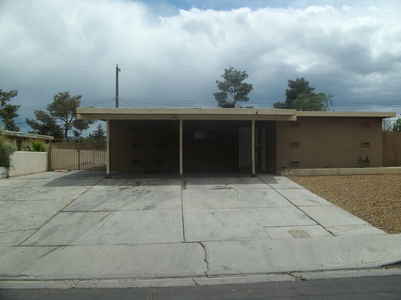 Primary Photo - 5111 Blanton Dr