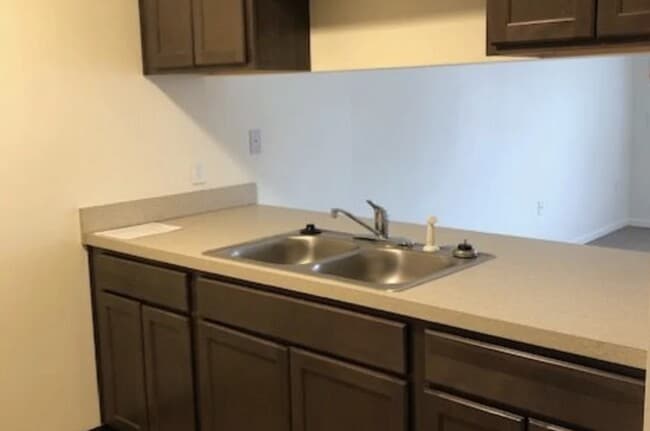 Building Photo - 424 Franklin St