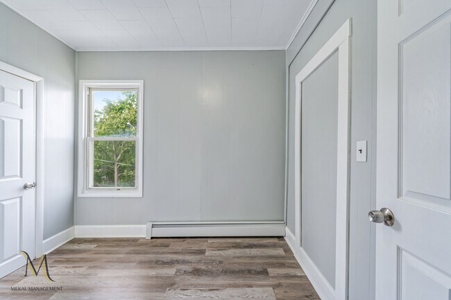 Building Photo - 27-29 Hillman St