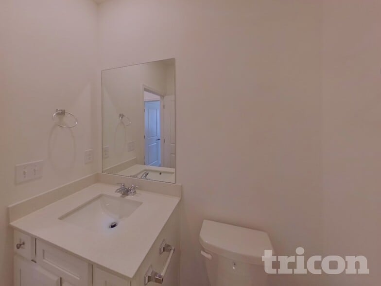 Building Photo - 217 Paisley Wy