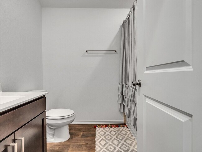 Building Photo - 2521 Honey Nest Ln