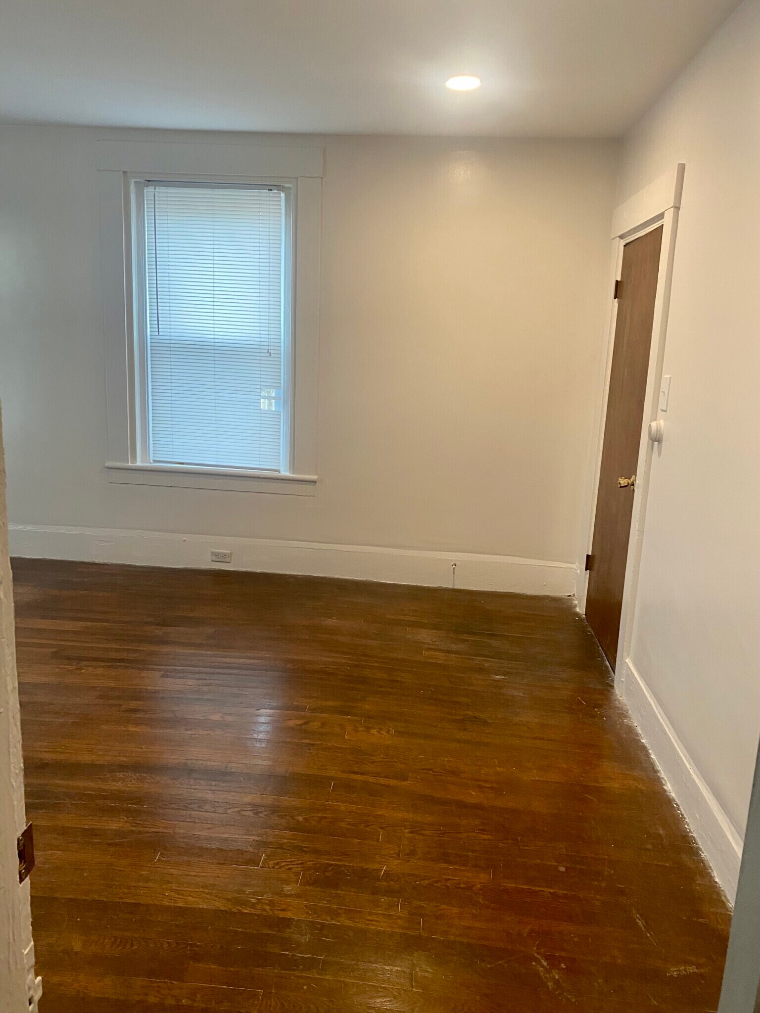 Building Photo - 7 Court St