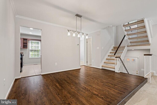 Building Photo - 7867 Wintercress Ln