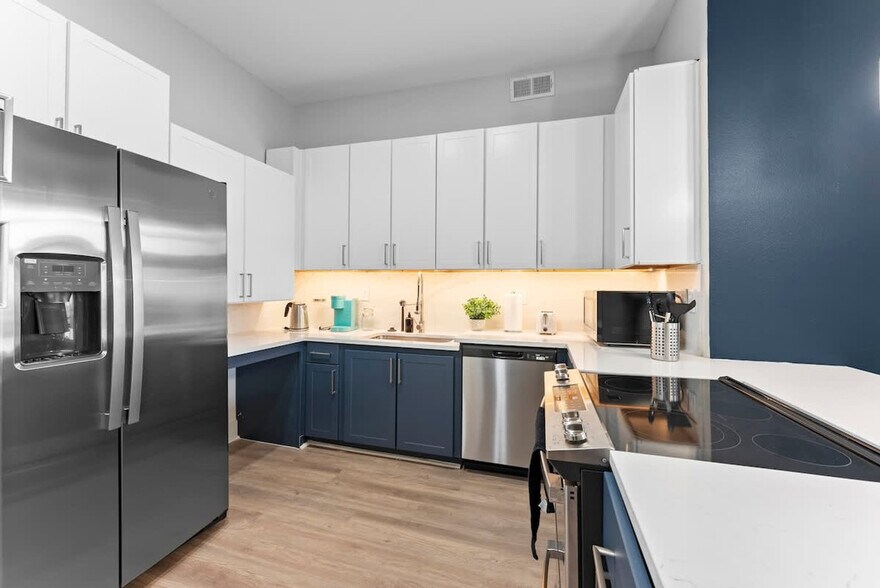 Building Photo - 2901 Indiana St