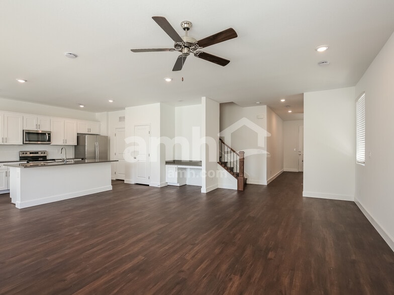Building Photo - 2731 Hot Cider Ave