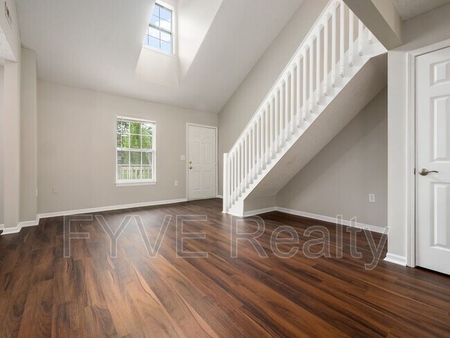 Building Photo - 2980 Glenloch Cir