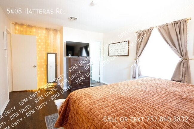 Building Photo - 5408 Hatteras Rd